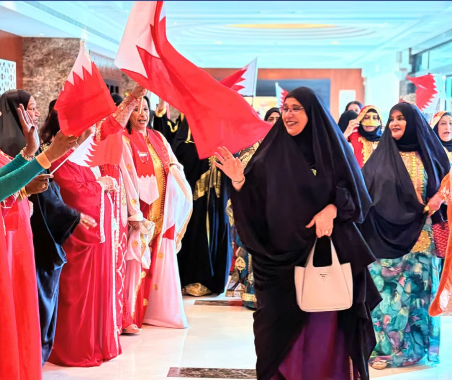 إحتفال مركز سمو الشيخة حصة بنت علي آل خليفة لرعاية كبار المواطنات باليوم الوطني و يوم المرأة البحرينية