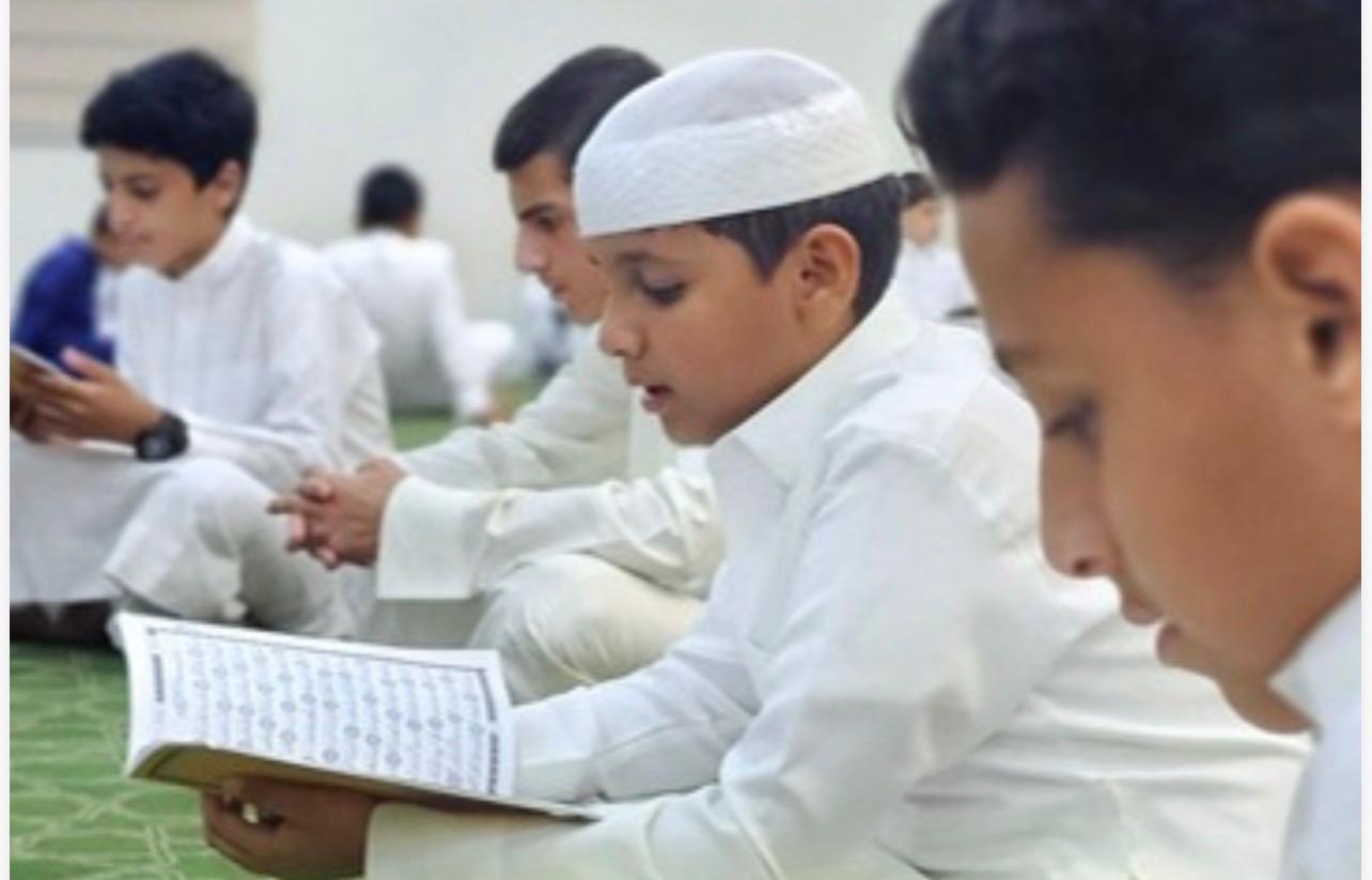 حلقات تحفيظ القرآن بمركز الشيخة لطيفة بنت إبراهيم آل خليفة التابع لجمعية النور للبر